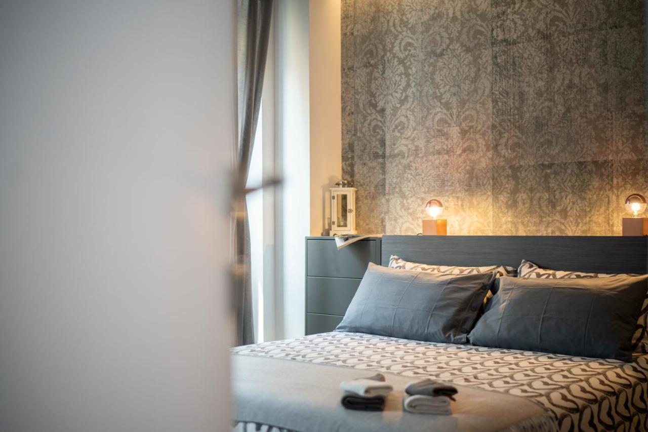 Colosseo Luxe Apartment In The Center Of روما المظهر الخارجي الصورة