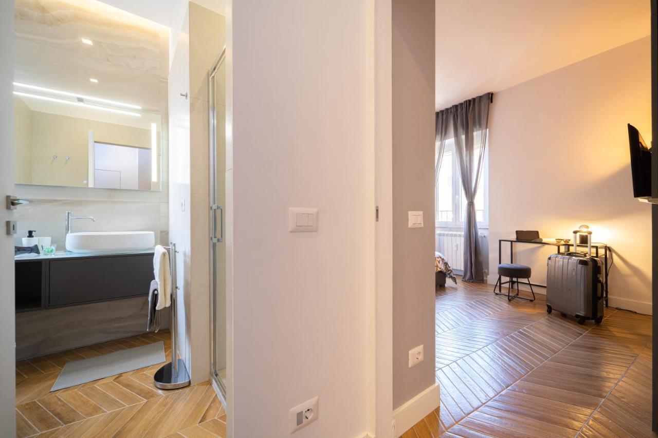 Colosseo Luxe Apartment In The Center Of روما المظهر الخارجي الصورة