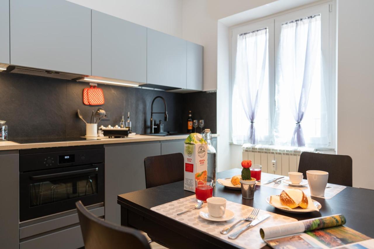 Colosseo Luxe Apartment In The Center Of روما المظهر الخارجي الصورة